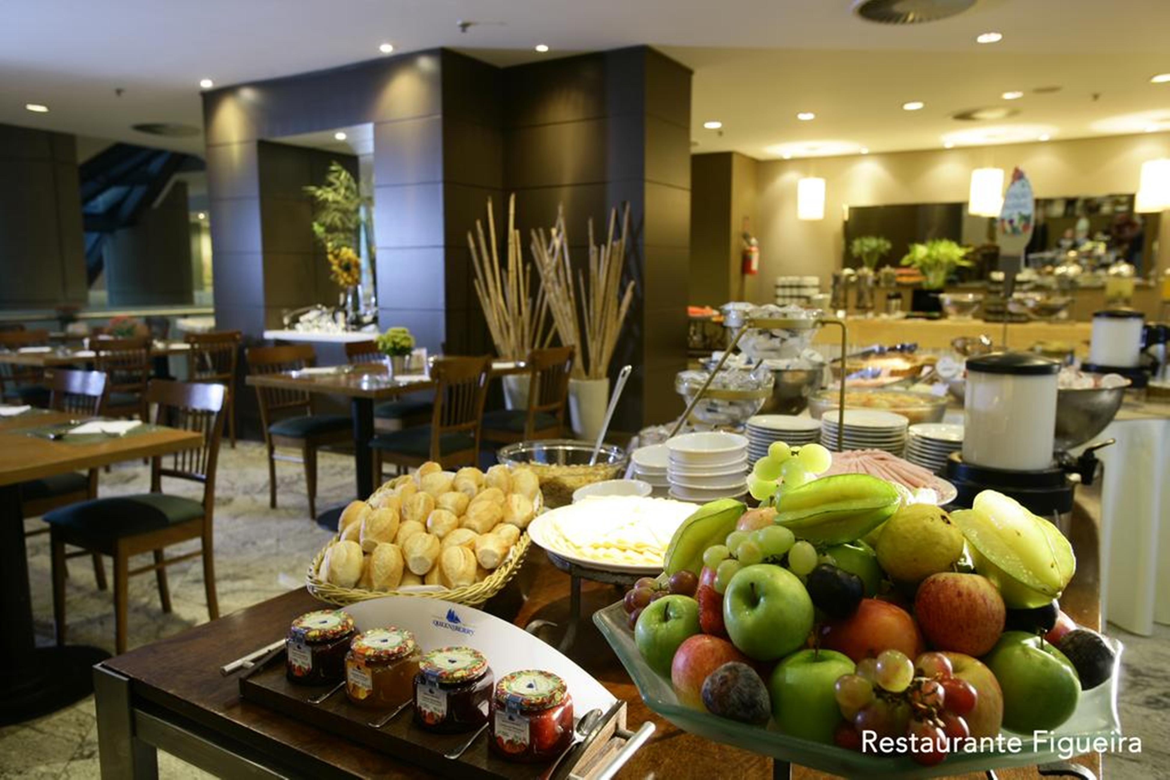 מלון Wyndham Sao Paulo Ibirapuera Convention Plaza מראה חיצוני תמונה