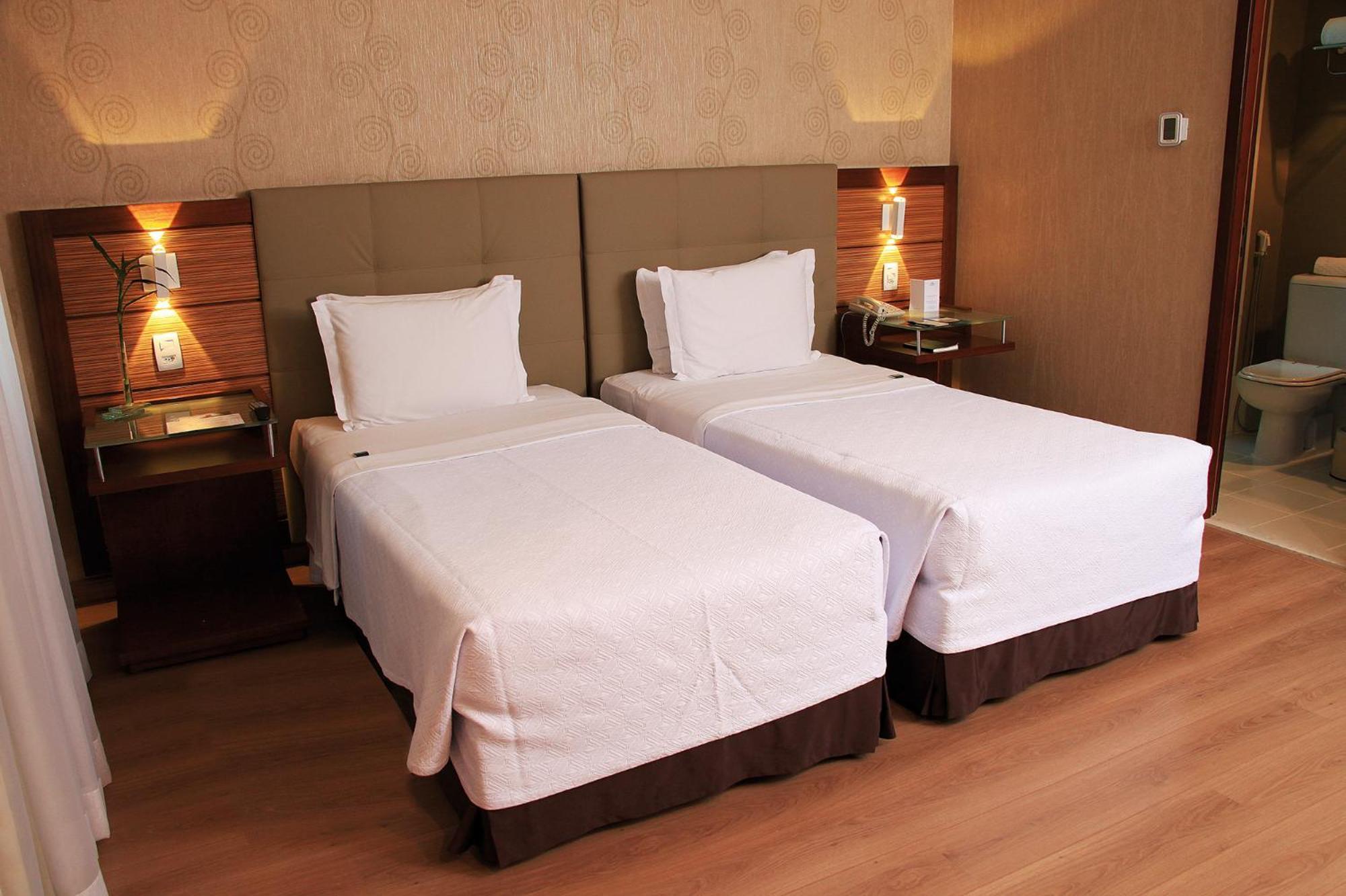מלון Wyndham Sao Paulo Ibirapuera Convention Plaza מראה חיצוני תמונה